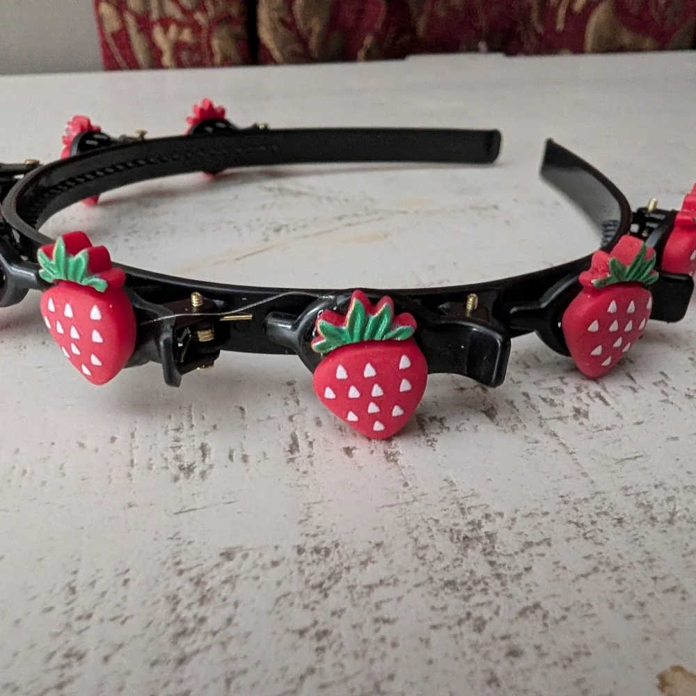 🔥 Charming Strawberry Kids Headband